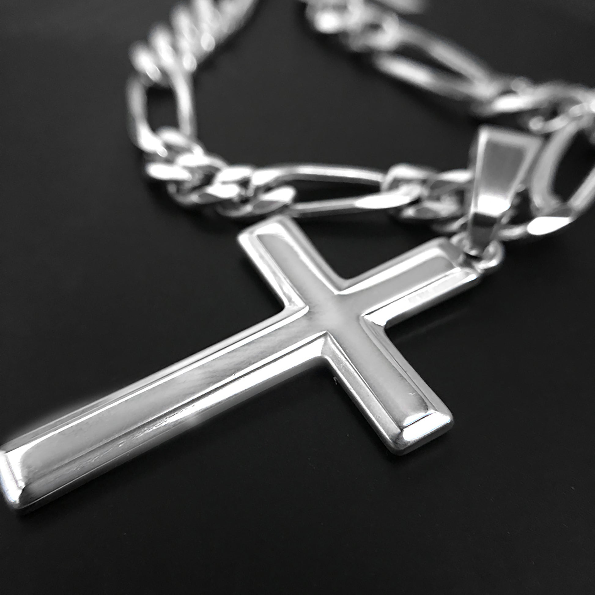 Mens Sterling Silver Cross Necklace and Figaro Chain with Inspirational Faith Card - Choice Of Sizes